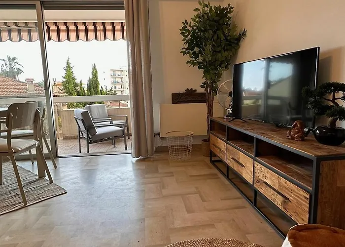 Apartment Nouveau ! A 200m Des Plages Grand Baigne De Lumiere, Tres Grande Terrasse Confort *