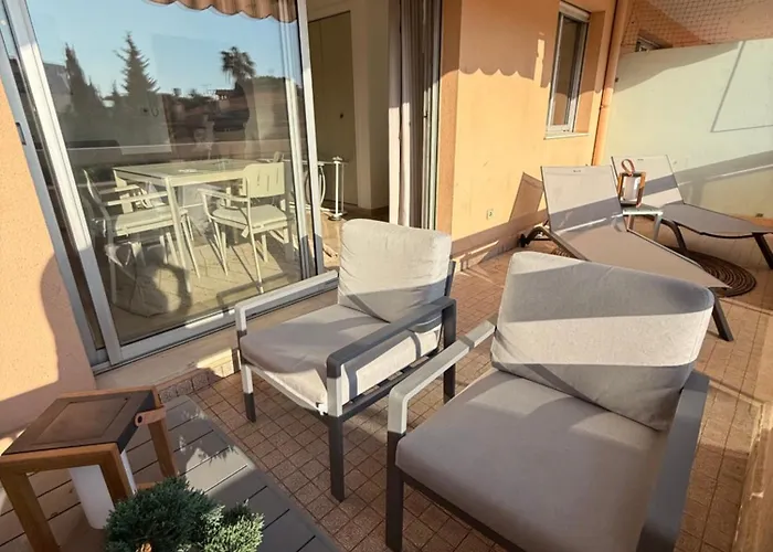 Nouveau ! A 200m Des Plages Grand Baigne De Lumiere, Tres Grande Terrasse Confort